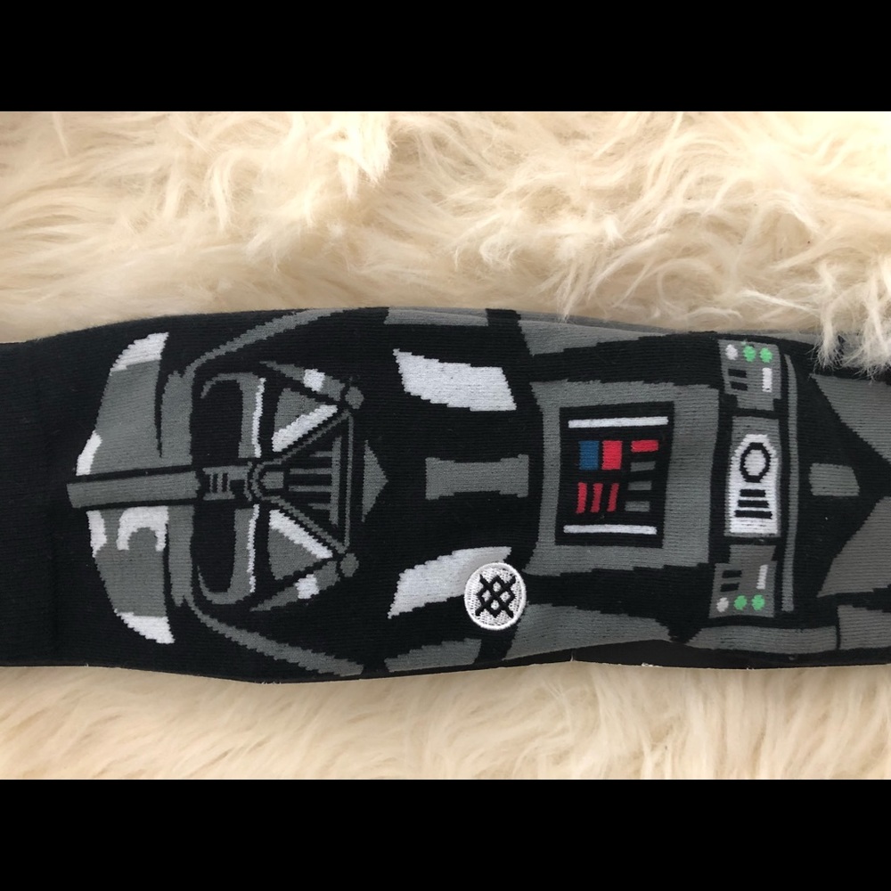 STAR WARS VADAR Stance Stocks NWT